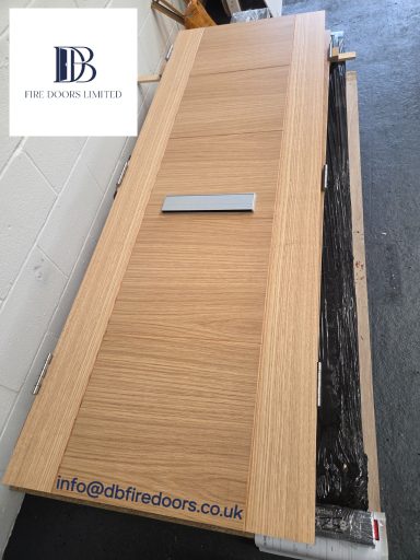FD30 Contemporary Oak Veneer Door with Fitted Stainless Steel Letterbox